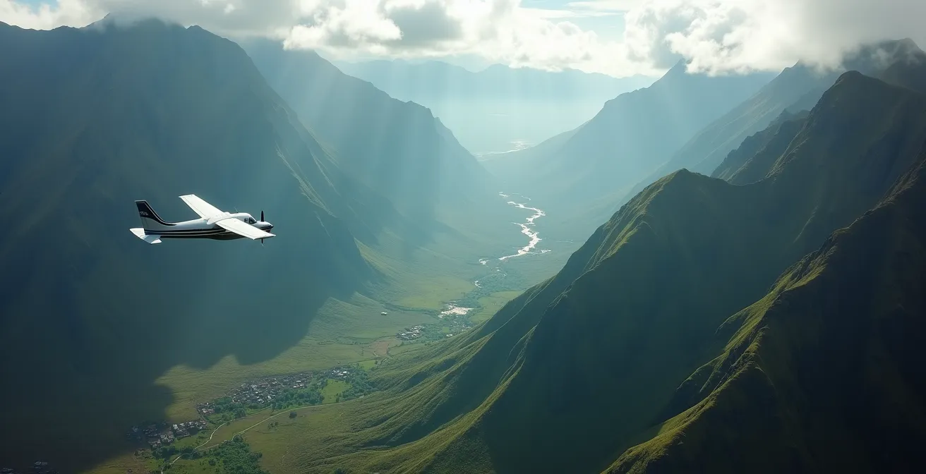 ULM survolant le cirque de Mafate à La Réunion avec vue aérienne spectaculaire
